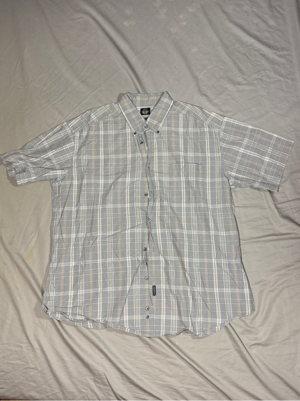 Dockers Short-Sleeve Plaid Button-Down Shirt - Light Gray and White